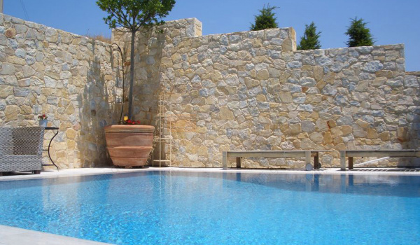 Πισίνα - Swimming pool