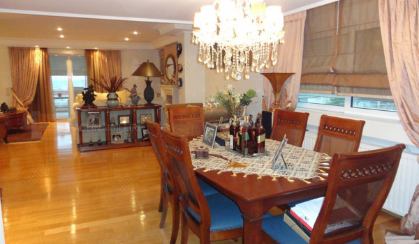 Τραπεζαρία - Dining room