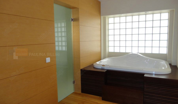 Μπάνιο master - Master Bathroom